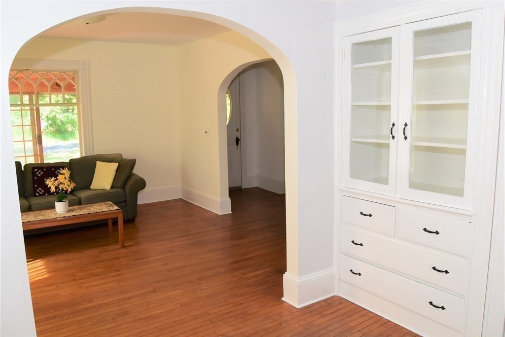 245 Pelham Road Amherst, MA 01002 - Photo 13 of 40