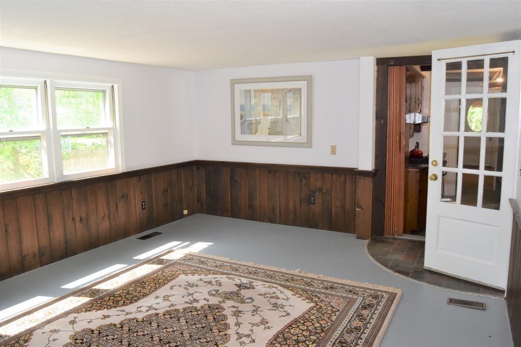 245 Pelham Road Amherst, MA 01002 - Photo 23 of 40