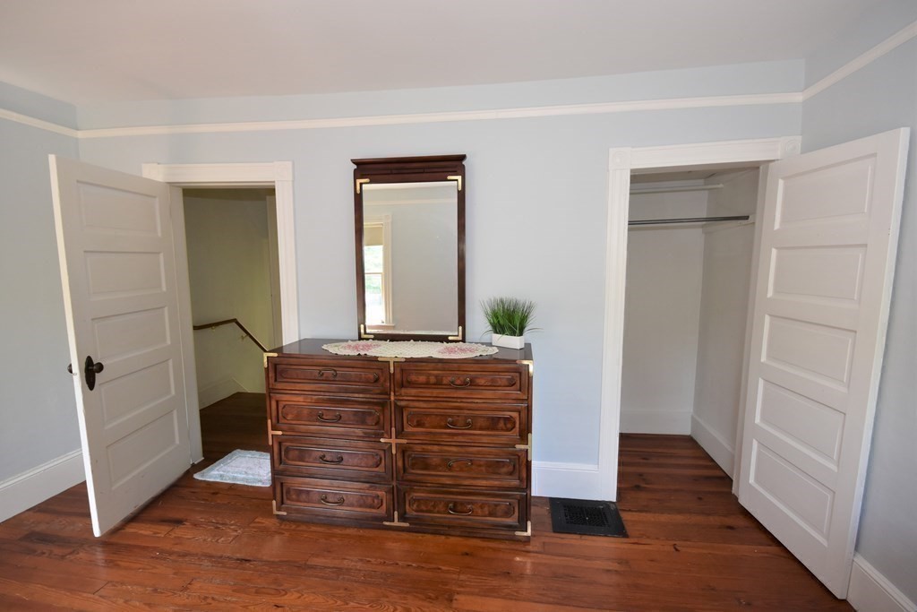 245 Pelham Road Amherst, MA 01002 - Photo 26 of 40
