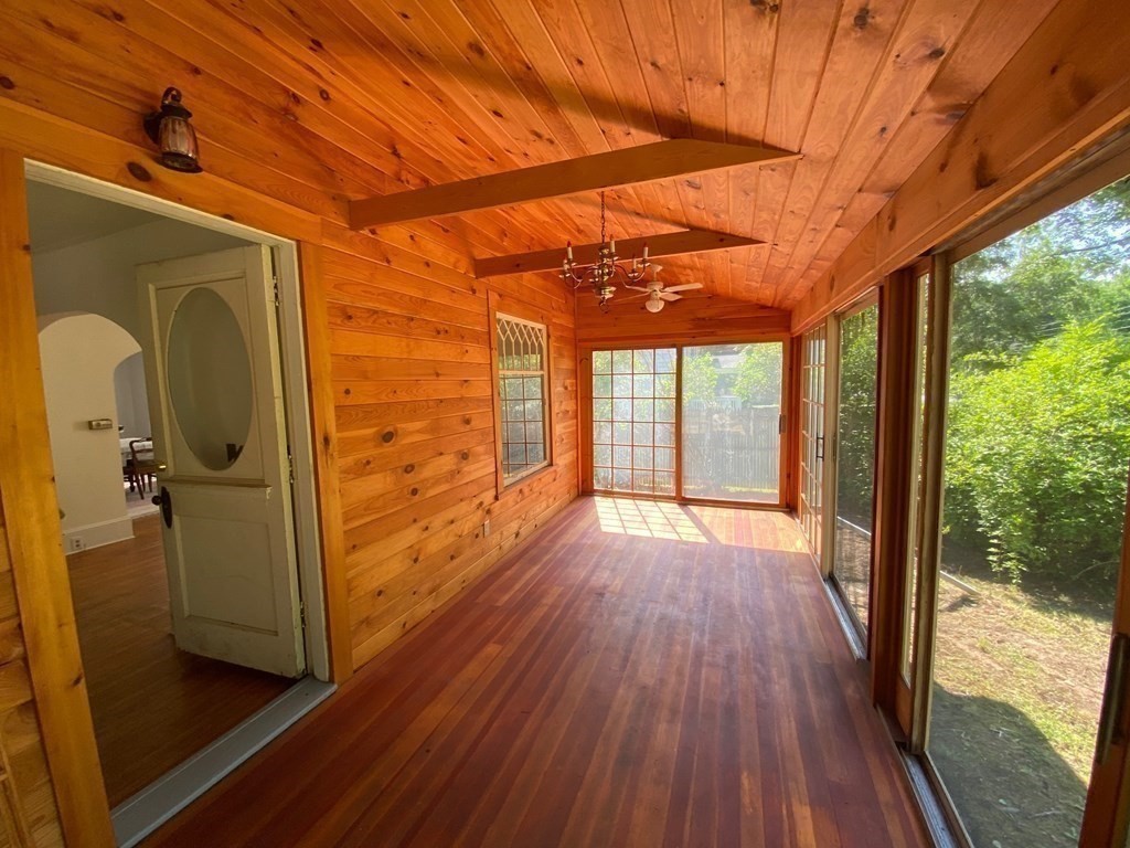 245 Pelham Road Amherst, MA 01002 - Photo 5 of 40