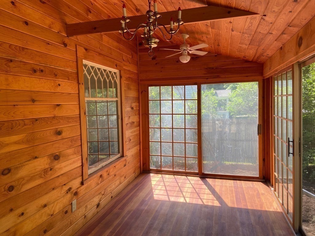245 Pelham Road Amherst, MA 01002 - Photo 6 of 40