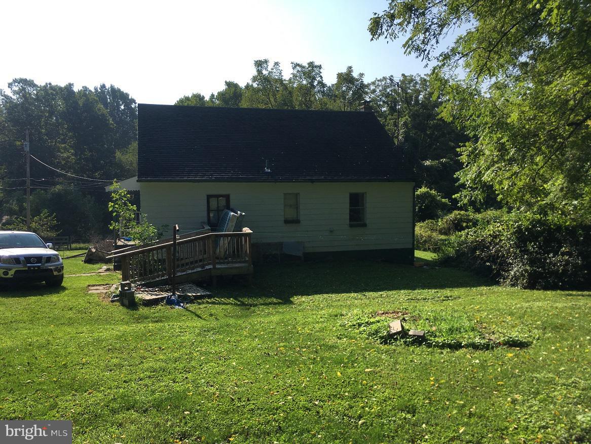 2224 Dargan Road Sharpsburg, MD 21782 - Photo 15 of 19 Exterior (Rear)