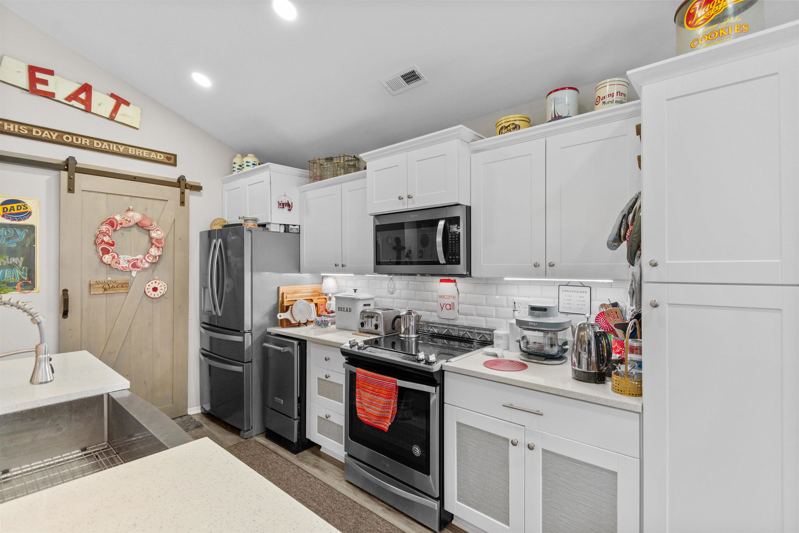 220 Kings Crossing Loop Murrells Inlet, SC 29576 - Photo 8 of 40