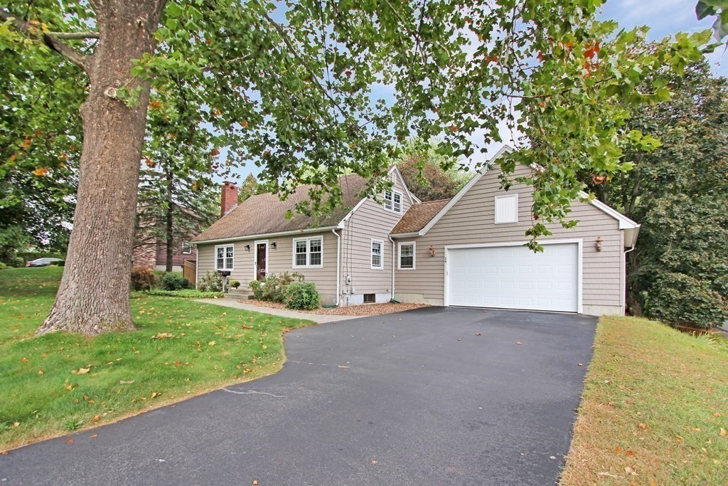 29 Pinewood Road Ludlow, MA 01056 - Photo 3 of 31 Gallery Image 3