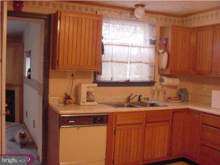 466 Northcroft Road Springfield, PA 19064 - Photo 3 of 6