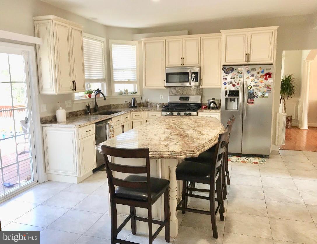 7520 Kelseys Lane Rosedale, MD 21237 - Photo 15 of 30 Kitchen