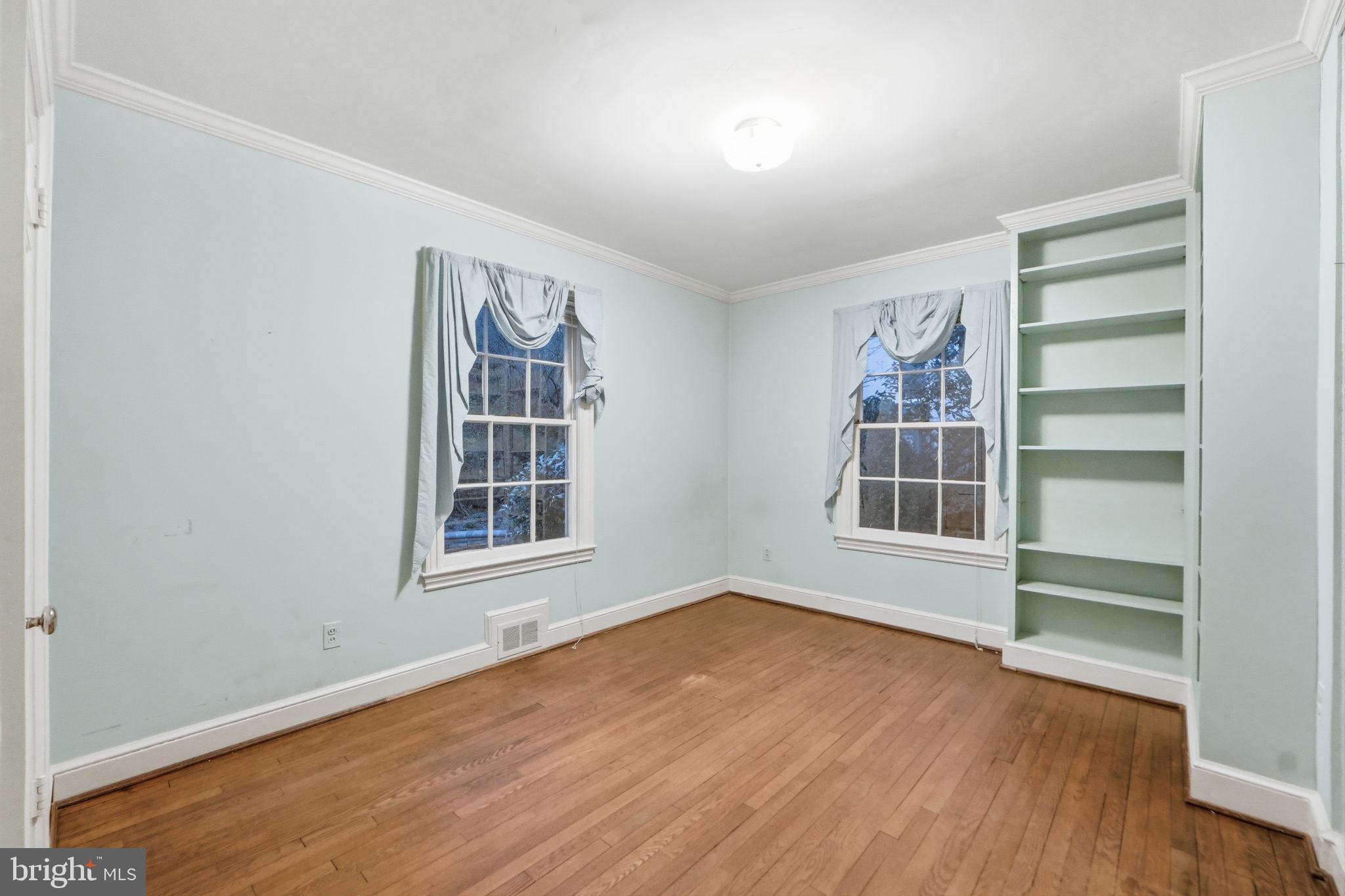 5216 Farrington Road Bethesda, MD 20816 - Photo 15 of 40