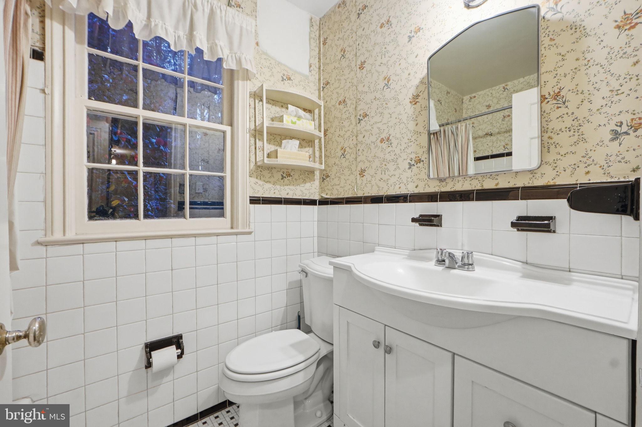 5216 Farrington Road Bethesda, MD 20816 - Photo 17 of 40