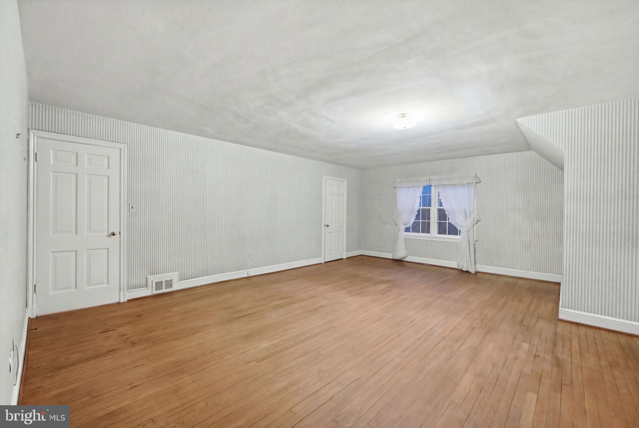 5216 Farrington Road Bethesda, MD 20816 - Photo 20 of 40