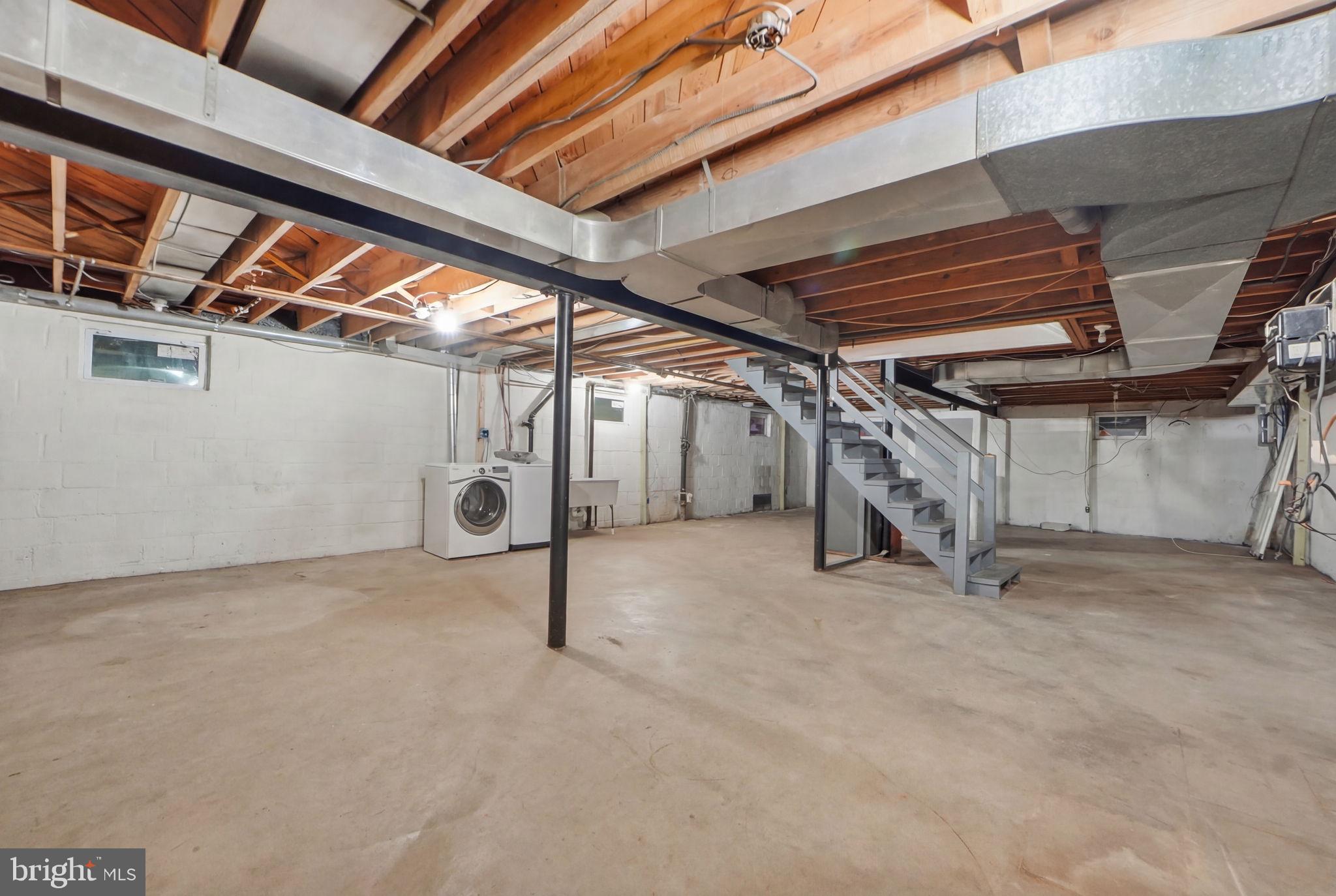 5216 Farrington Road Bethesda, MD 20816 - Photo 29 of 40