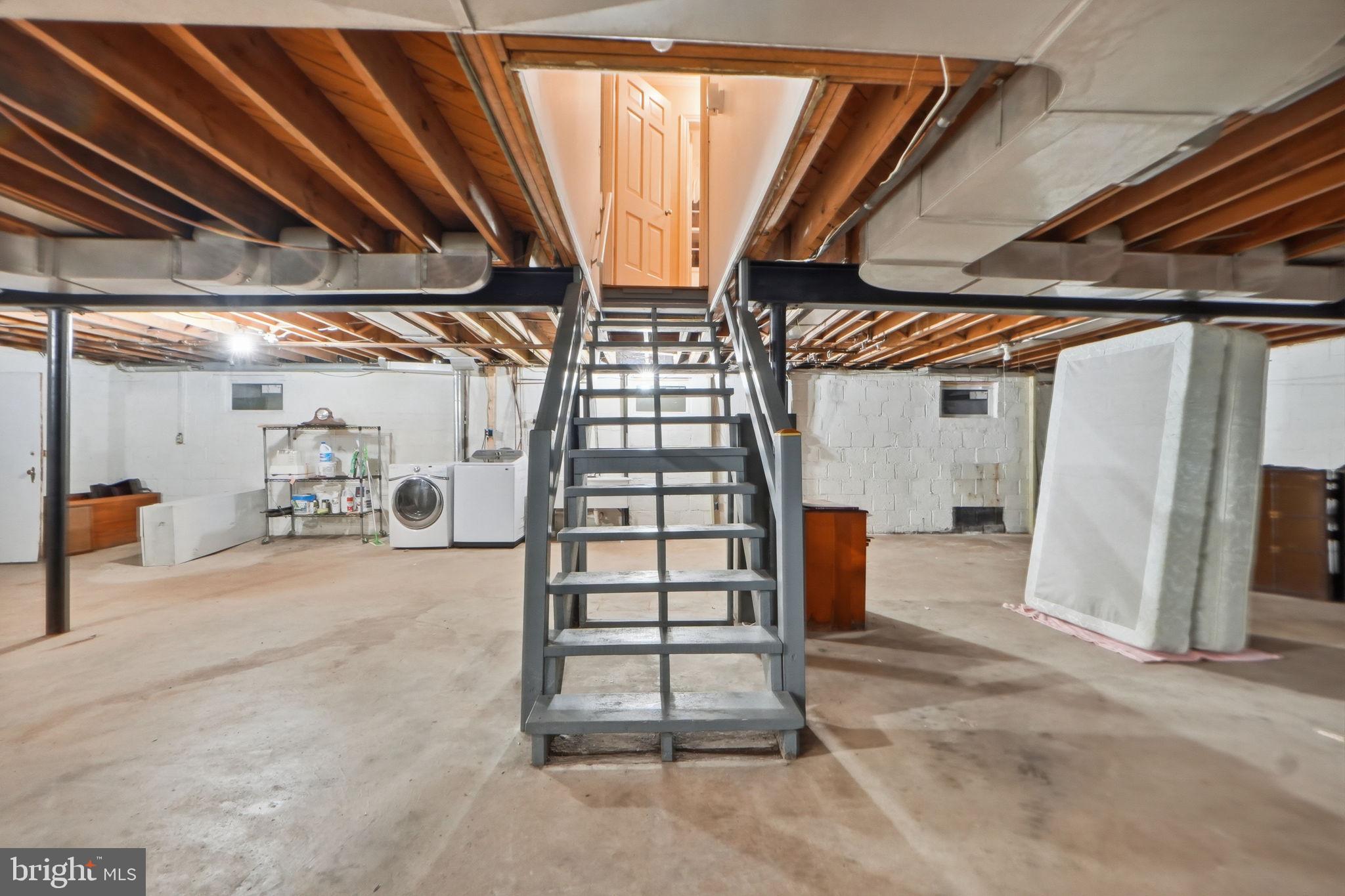 5216 Farrington Road Bethesda, MD 20816 - Photo 31 of 40