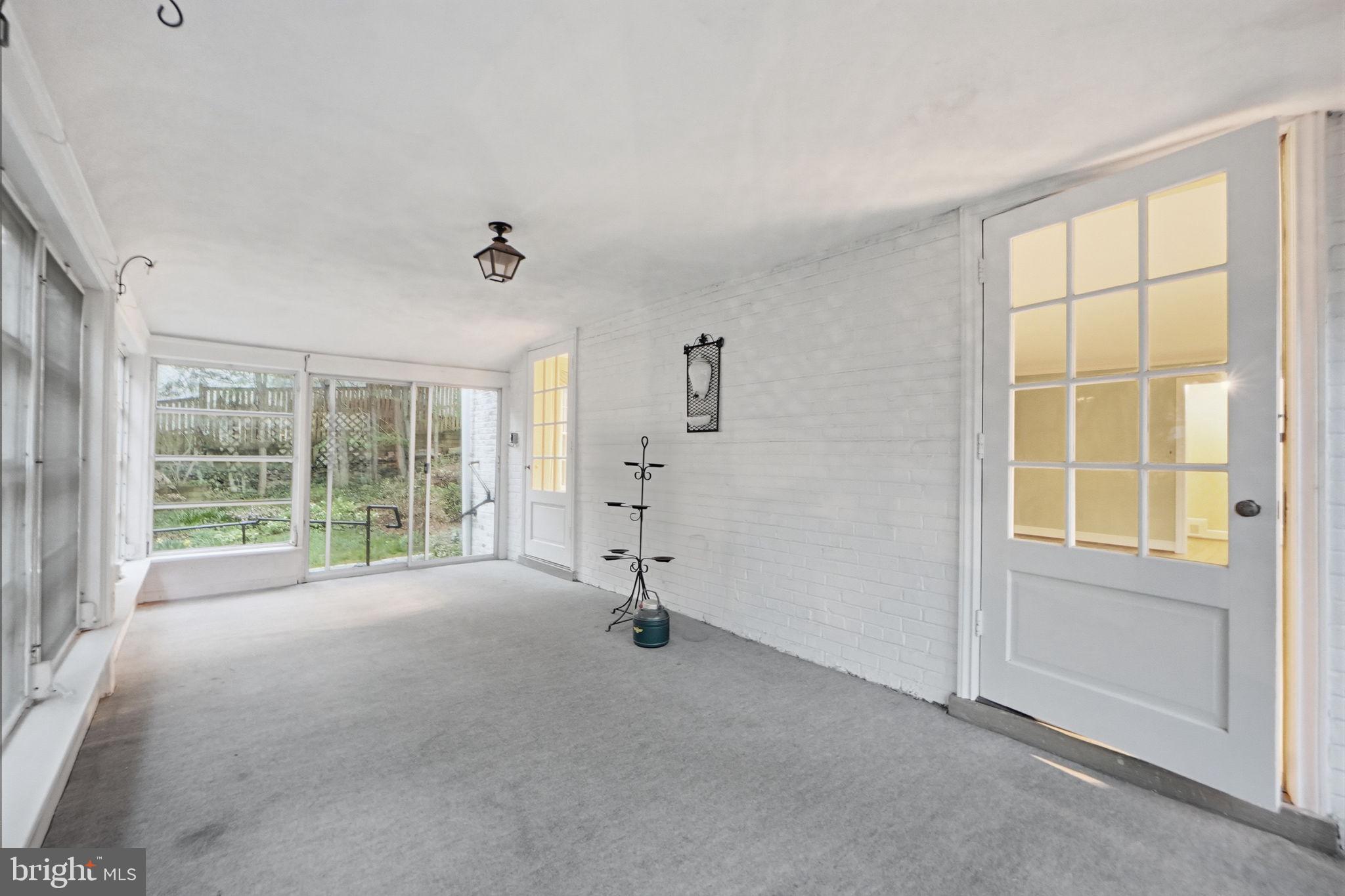 5216 Farrington Road Bethesda, MD 20816 - Photo 6 of 40