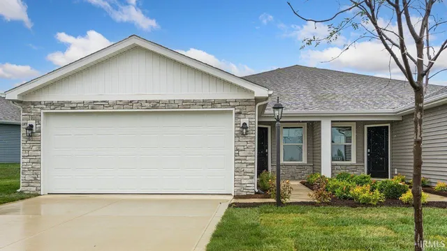 $264,900 | 1030 Butler Lake, Fort Wayne, IN 46818