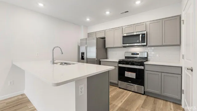 $264,900 | 1030 Butler Lake, Fort Wayne, IN 46818