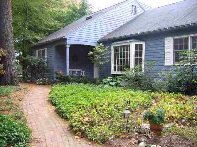 33 West Bayberry Road Bethlehem, NY 12077 - Photo 1 of 7 Photo 1