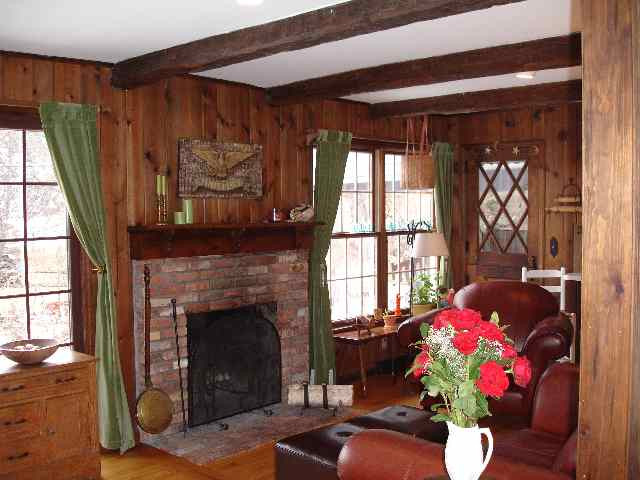 33 West Bayberry Road Bethlehem, NY 12077 - Photo 2 of 7 Photo 2