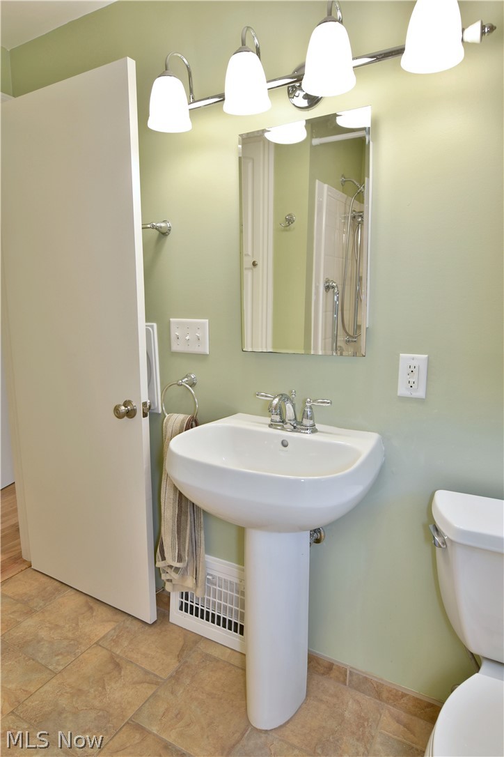 815 State Road Northwest Warren, OH 44483 - Photo 25 of 35 Gallery Image 25