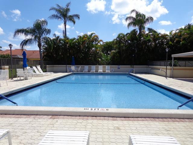 8165 Copenhagen Way Boca Raton, FL 33434 - Photo 42 of 48 Community Main Pool
