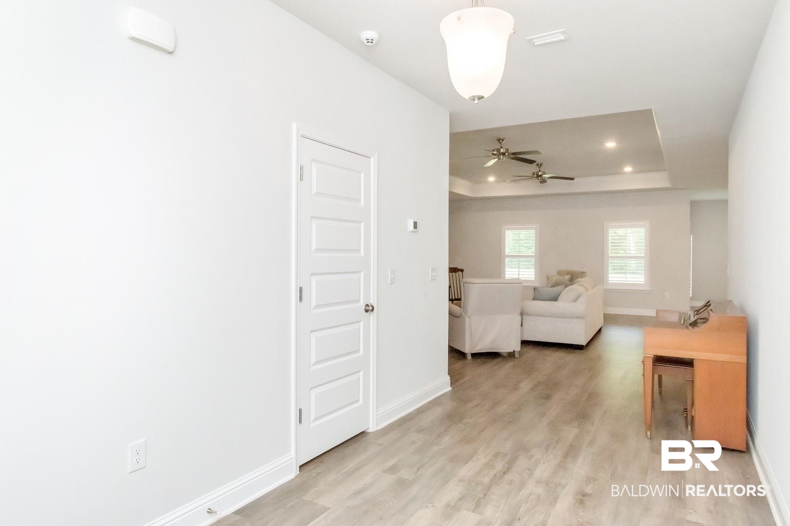 22146 Sutherland Circle Fairhope, AL 36532 - Photo 2 of 45