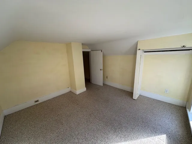 $1,650 | 21 Nelson Street, Unit D, Troy, NH 03465