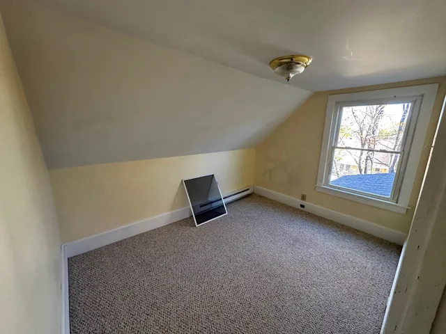 $1,650 | 21 Nelson Street, Unit D, Troy, NH 03465