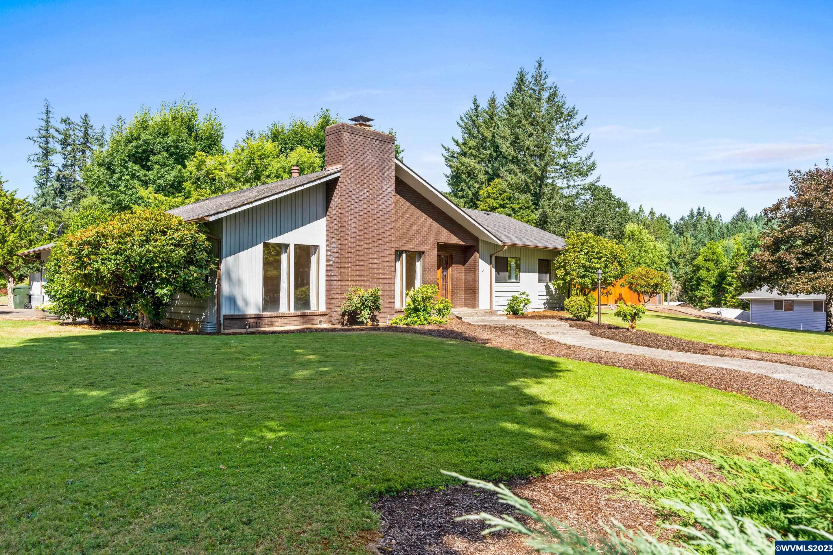 30474 Santiam River Road Lebanon, OR 97355 - Photo 2 of 41 Gallery Image 2