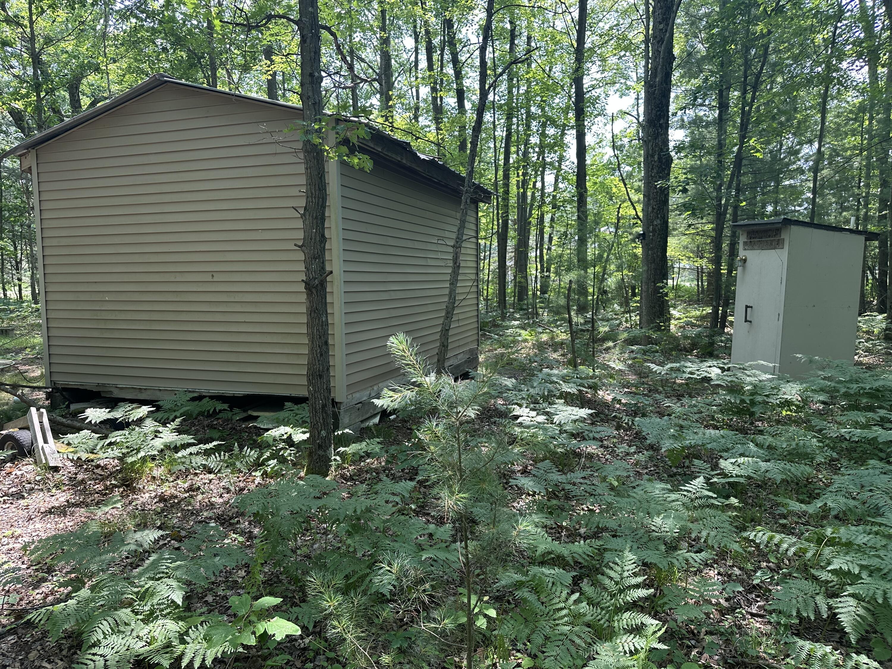 8747 East Kinney Road Branch, MI 49402 - Photo 6 of 10 IMG_6938