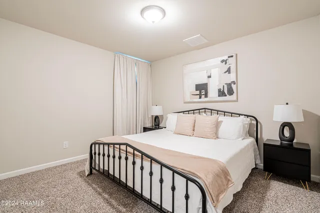 $4,500 | 407 Broussard Hl Drive, Broussard, LA 70518