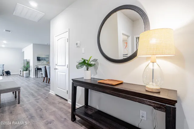 $4,500 | 407 Broussard Hl Drive, Broussard, LA 70518