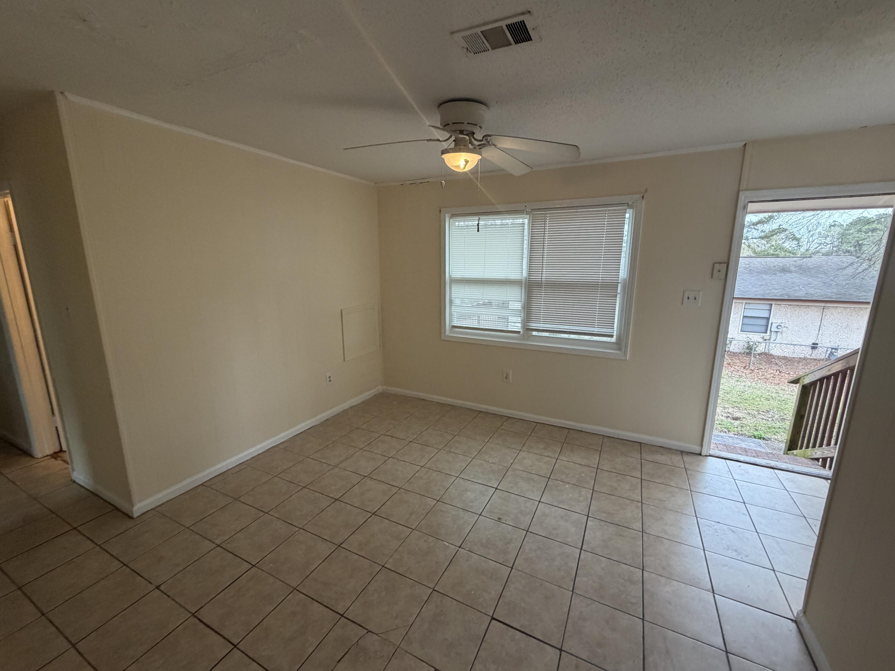 2907 Inwood Place Hephzibah, GA 30815 - Photo 4 of 12 IMG_0214