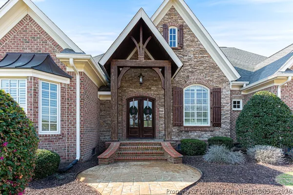 $899,000 | 4150 Willowgate Drive, Fayetteville, NC 28312