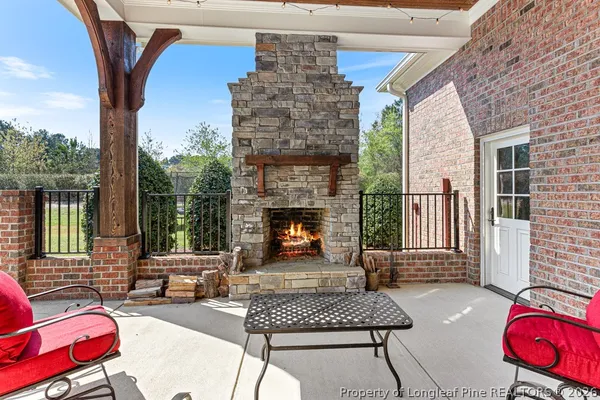 $899,000 | 4150 Willowgate Drive, Fayetteville, NC 28312