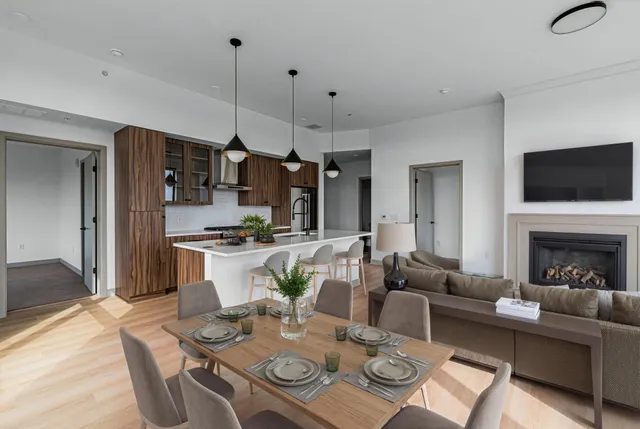 $3,495 | 640 Wisconsin Avenue North, Unit 638, Minneapolis, MN 55427