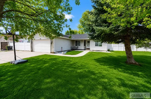 $440,000 | 1862 Eagle Pointe Drive, Ammon, ID 83406
