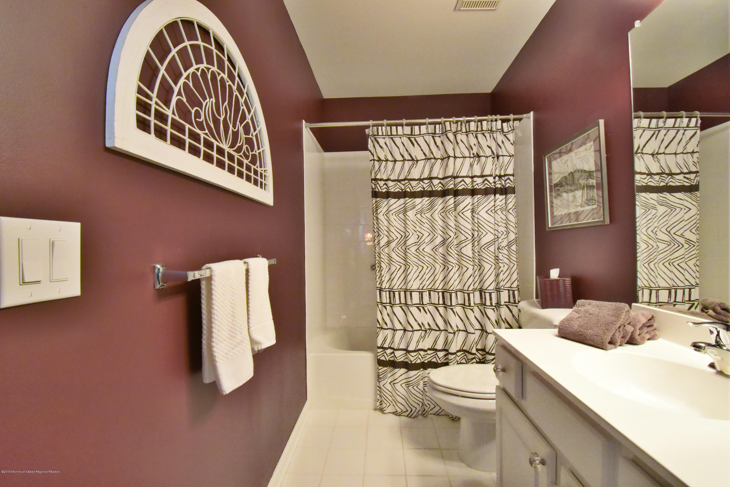 30 Park Ridge Way Jackson, NJ 08527 - Photo 23 of 35 Loft Bathroom