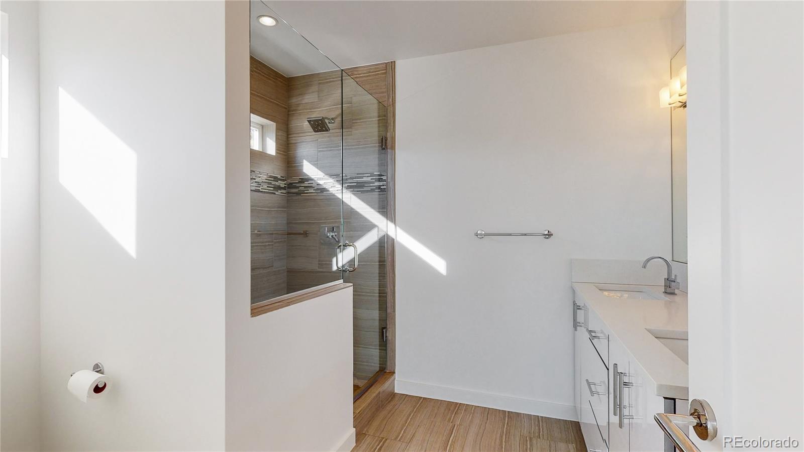 1572 Osceola Street Denver, CO 80204 - Photo 22 of 49