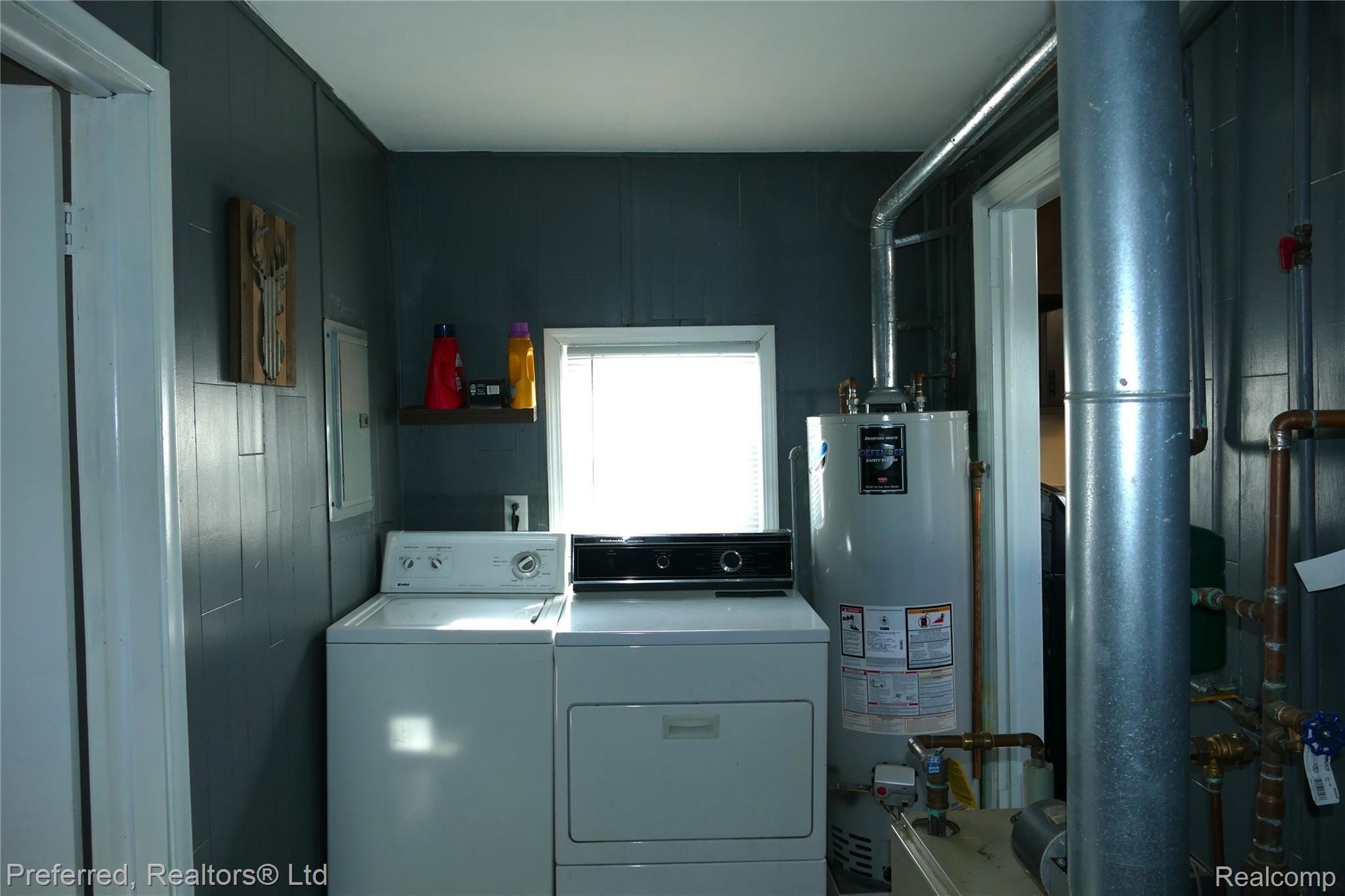 13975 Sheldon Road Belleville, MI 48111 - Photo 16 of 22 21.JPG