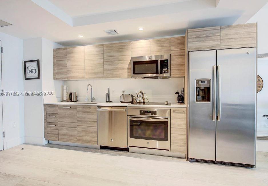 121 Northeast 34th Street, Unit 1603 Miami, FL 33137 - Photo 8 of 12