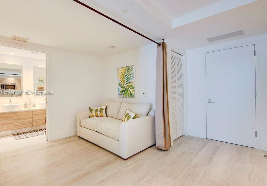 121 Northeast 34th Street, Unit 1603 Miami, FL 33137 - Photo 9 of 12