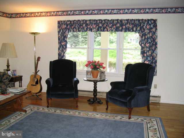 216 Forge Road Boiling Springs, PA 17007 - Photo 3 of 5 Gallery Image 3