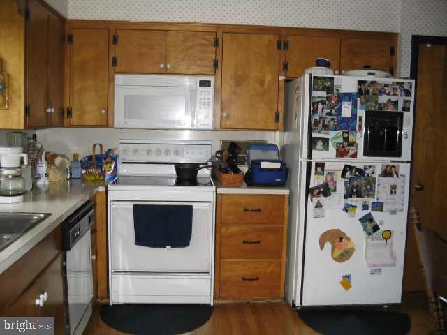 216 Forge Road Boiling Springs, PA 17007 - Photo 4 of 5 Gallery Image 4