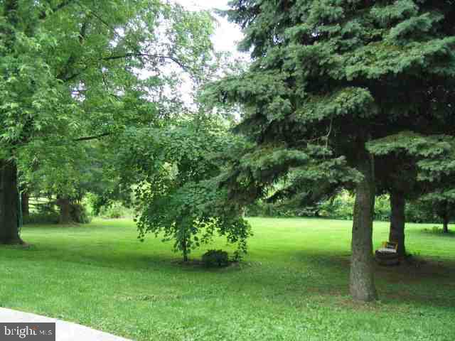 216 Forge Road Boiling Springs, PA 17007 - Photo 5 of 5 Gallery Image 5