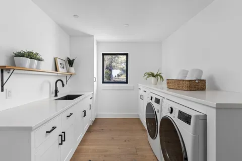 $3,625,000 | 302 Buckeye Trail, West Lake Hills, TX 78746