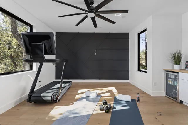 $3,625,000 | 302 Buckeye Trail, West Lake Hills, TX 78746