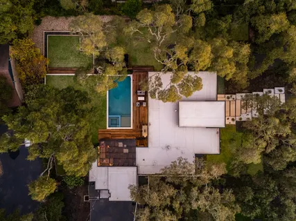 $3,625,000 | 302 Buckeye Trail, West Lake Hills, TX 78746