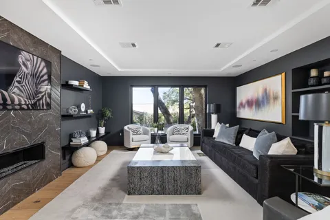 $3,625,000 | 302 Buckeye Trail, West Lake Hills, TX 78746