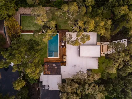 $3,800,000 | 302 Buckeye Trail, West Lake Hills, TX 78746