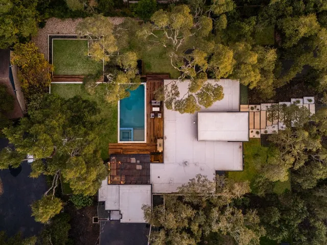 $3,800,000 | 302 Buckeye Trail, West Lake Hills, TX 78746