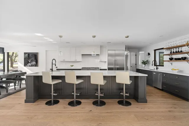 $3,800,000 | 302 Buckeye Trail, West Lake Hills, TX 78746