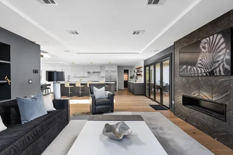 $3,625,000 | 302 Buckeye Trail, West Lake Hills, TX 78746